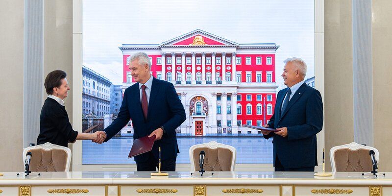 Образовательный туризм: Москва подписала Соглашение с Югрой и компанией «Лукойл»