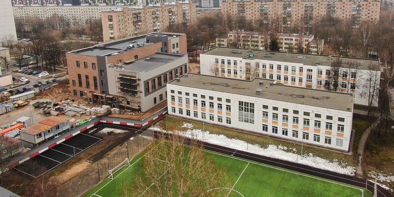 Сергей Собянин осмотрел строящуюся школу в Дмитровском районе