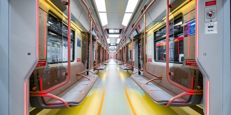 Сергей Собянин: На Кольцевую линию метро вышел первый поезд нового поколения «Москва-2020»