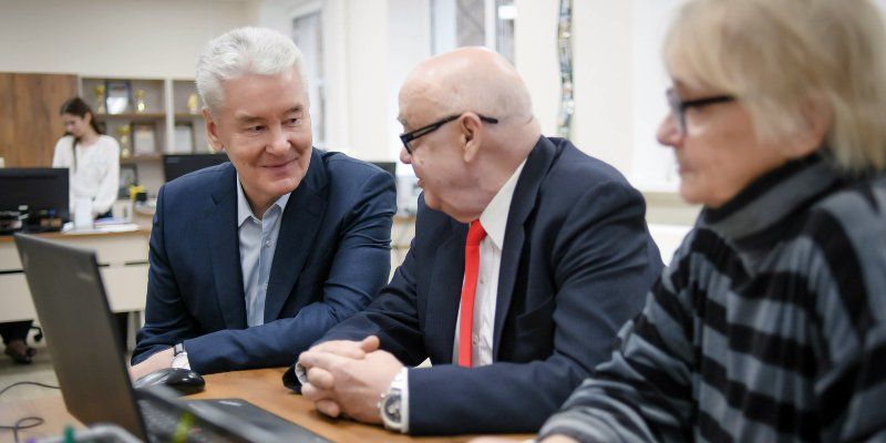Сергей Собянин обсудил с жителями развитие проекта «Московское долголетие»