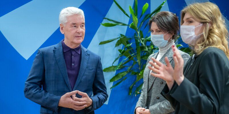 Сергей Собянин открыл центр «Моя работа» для самозанятых и индивидуальных предпринимателей