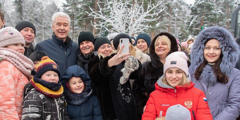 Сергей Собянин осмотрел новый лыжный центр в Салтыковском лесопарке