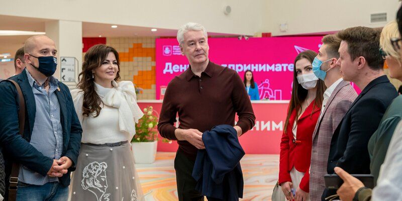 Сергей Собянин поздравил малый и средний бизнес с Днем предпринимателя
