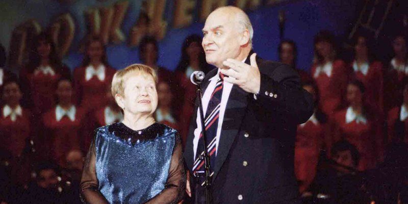 Сергей Собянин поздравил с днем рождения поэта Николая Добронравова