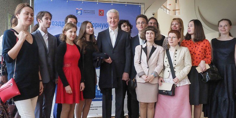 Московским школьникам — победителям Всероссийской олимпиады повысят размер премии на 50 процентов