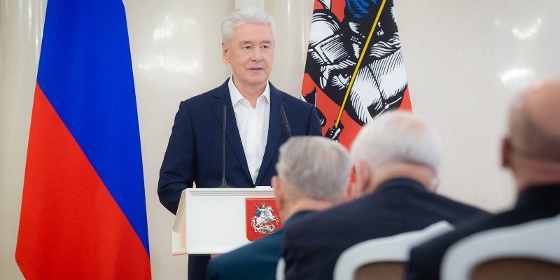 За заслуги перед городом и страной: москвичам вручили государственные награды