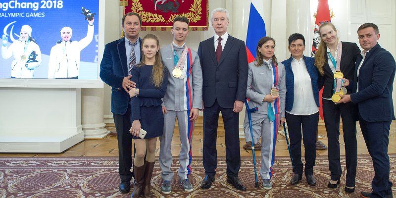 Призеры XII Параолимпийских зимних игр получили награды
