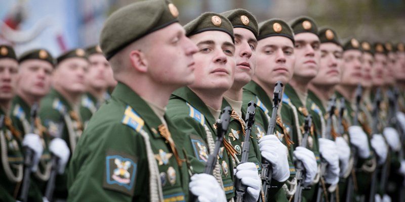 Сергей Собянин поздравил ветеранов и военнослужащих с Днем защитника Отечества