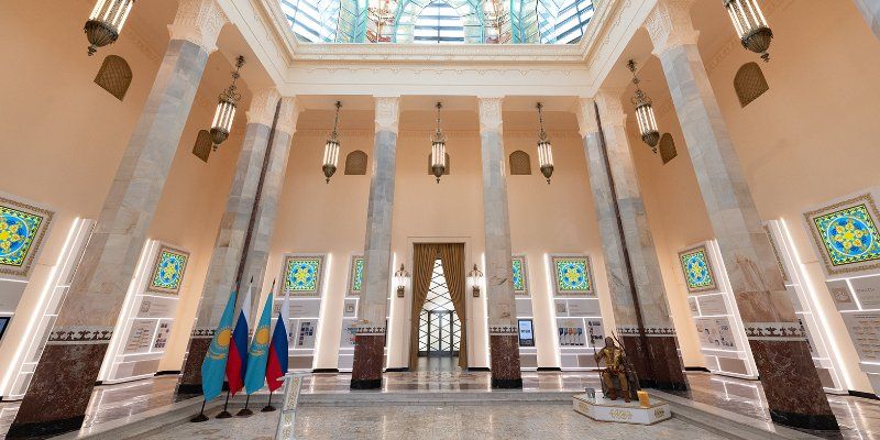 Цветная майолика и стеклянный купол: как отреставрировали павильон «Казахстан» на ВДНХ