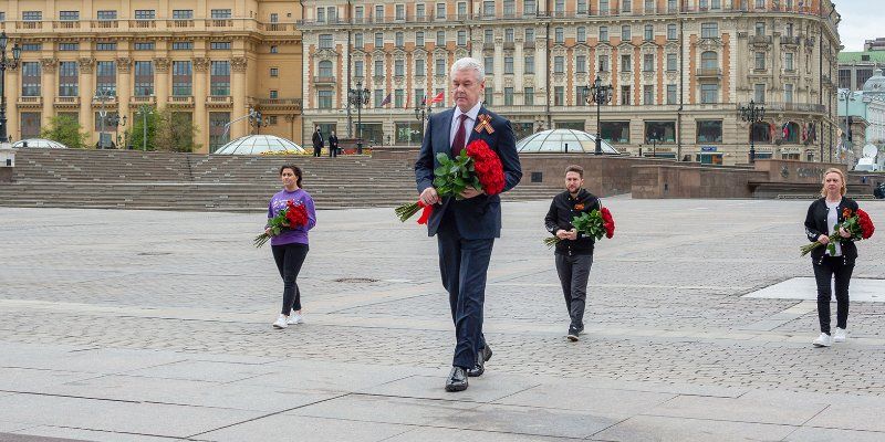 В Москве прошла акция «Цветы Победы»