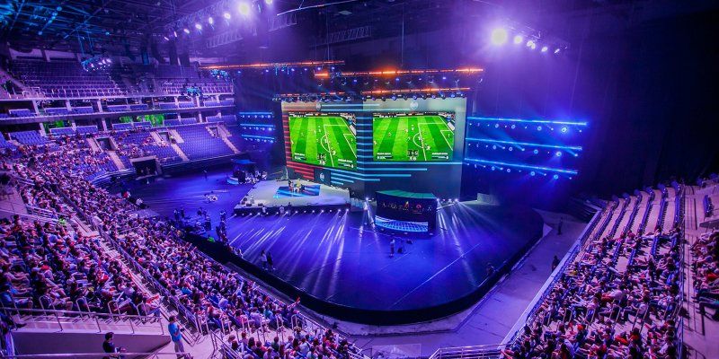 FIFA 18 и League of Legends: в Москве завершается турнир среди геймеров