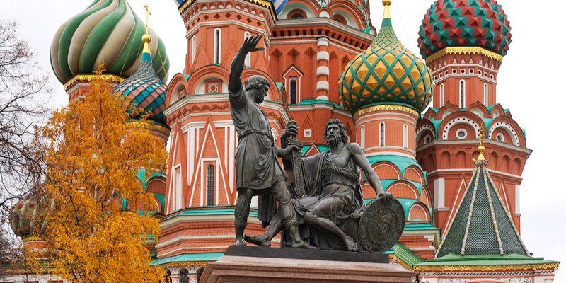 Сергей Собянин поздравил жителей Москвы с Днем народного единства