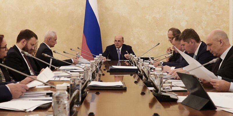 Сергей Собянин принял участие в совещании по мерам поддержки экономики в Доме Правительства