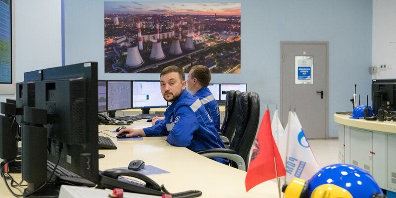 Сергей Собянин поздравил работников и ветеранов топливно-энергетического комплекса с Днем энергетика