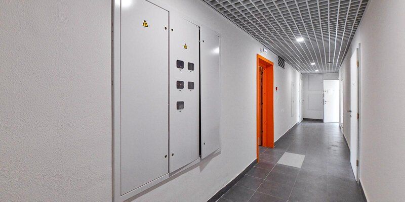 Жителям многоэтажек передадут в долевую собственность нежилые помещения