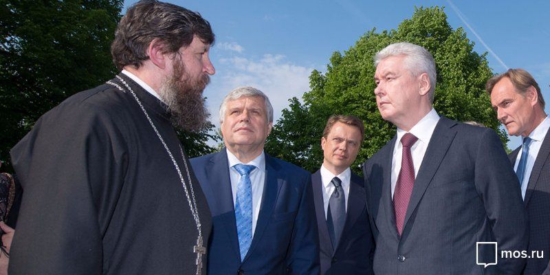 Осмотр Свято-Алексиевского храма — памятника русской славы в городе Лейпциге