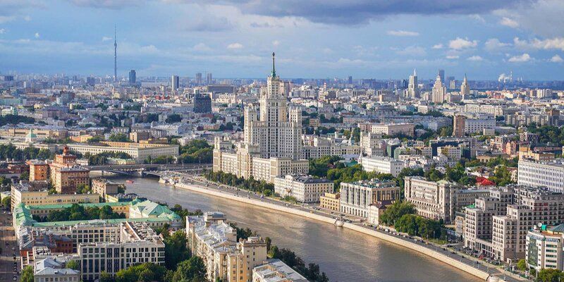 Сергей Собянин поздравил москвичей с Днем города