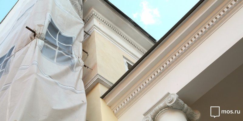 Здание хозяйственного корпуса усадьбы Харитоненко отреставрируют